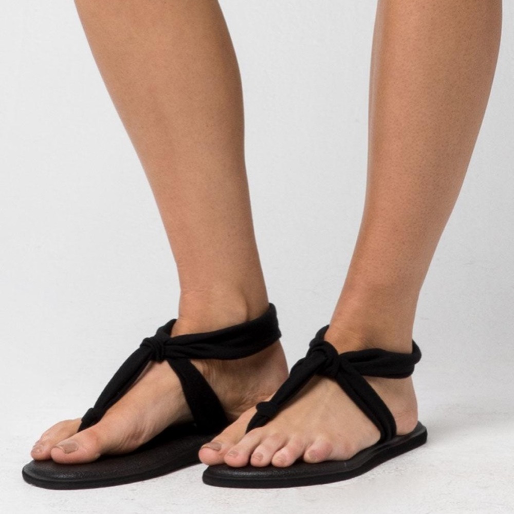 Sanuk Women’s Yoga Sling Ella Sandal size 7.